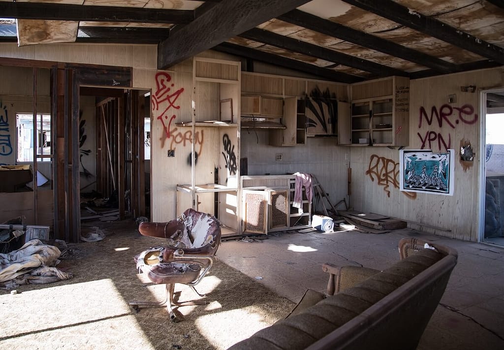 Abandoned home interior in Salton Sea