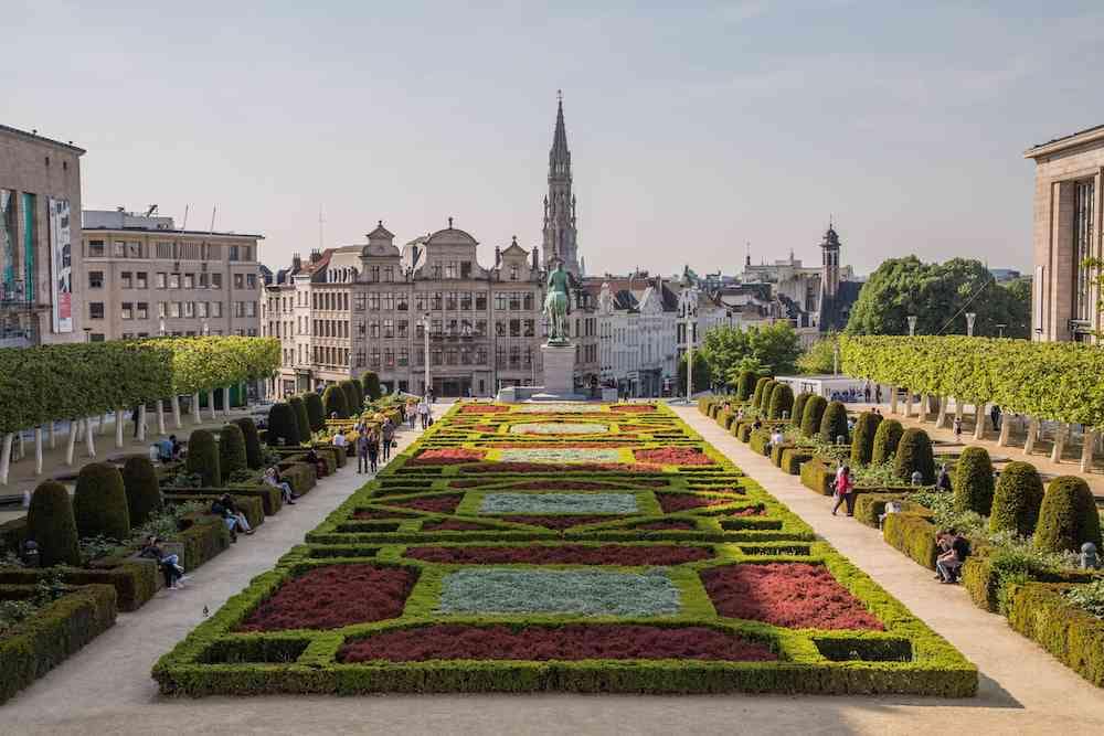 Albertine Park - views of stunning architecutre in the Brussels