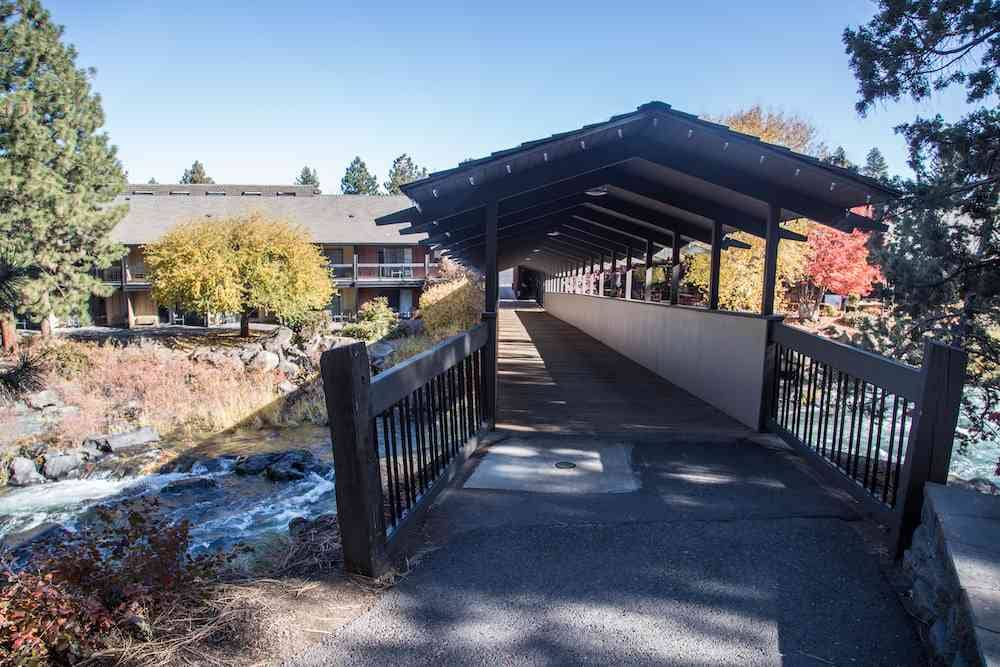 the Riverhouse on the Deschutes; bend, oregon lodging; bend, oregon accommodation; where to stay in bend, oregon; lose the map;