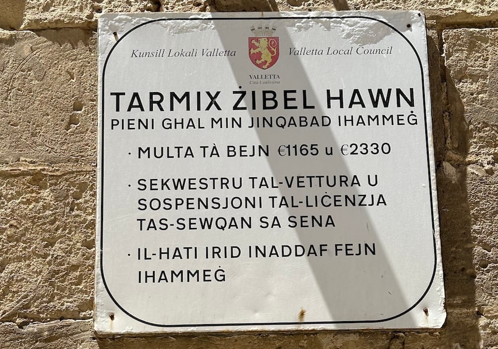 The Maltese language on a sign