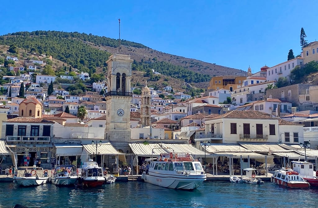 Port of Hydra