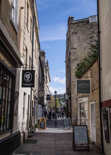 Bath alley