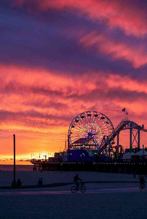 santa-monica-vertical