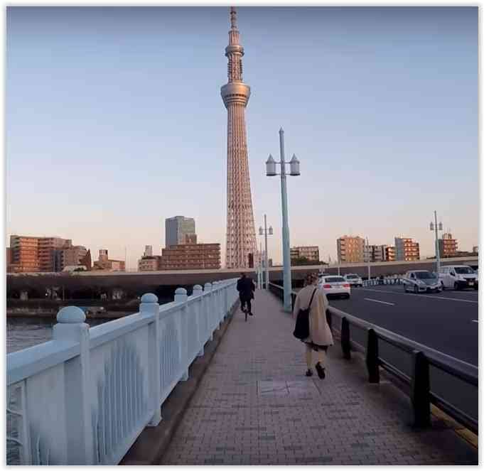 Tokyo Bridge