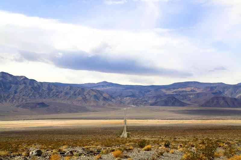 Death Valley view road