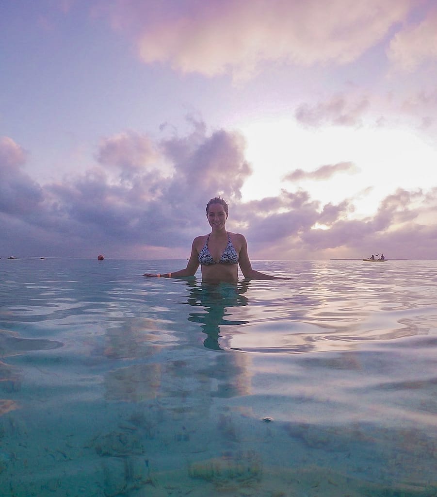 Sunset at Playa Pola at Isla Grande.